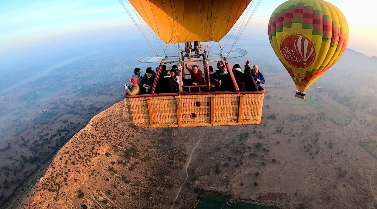 hot air balloon tour in Rajasthan